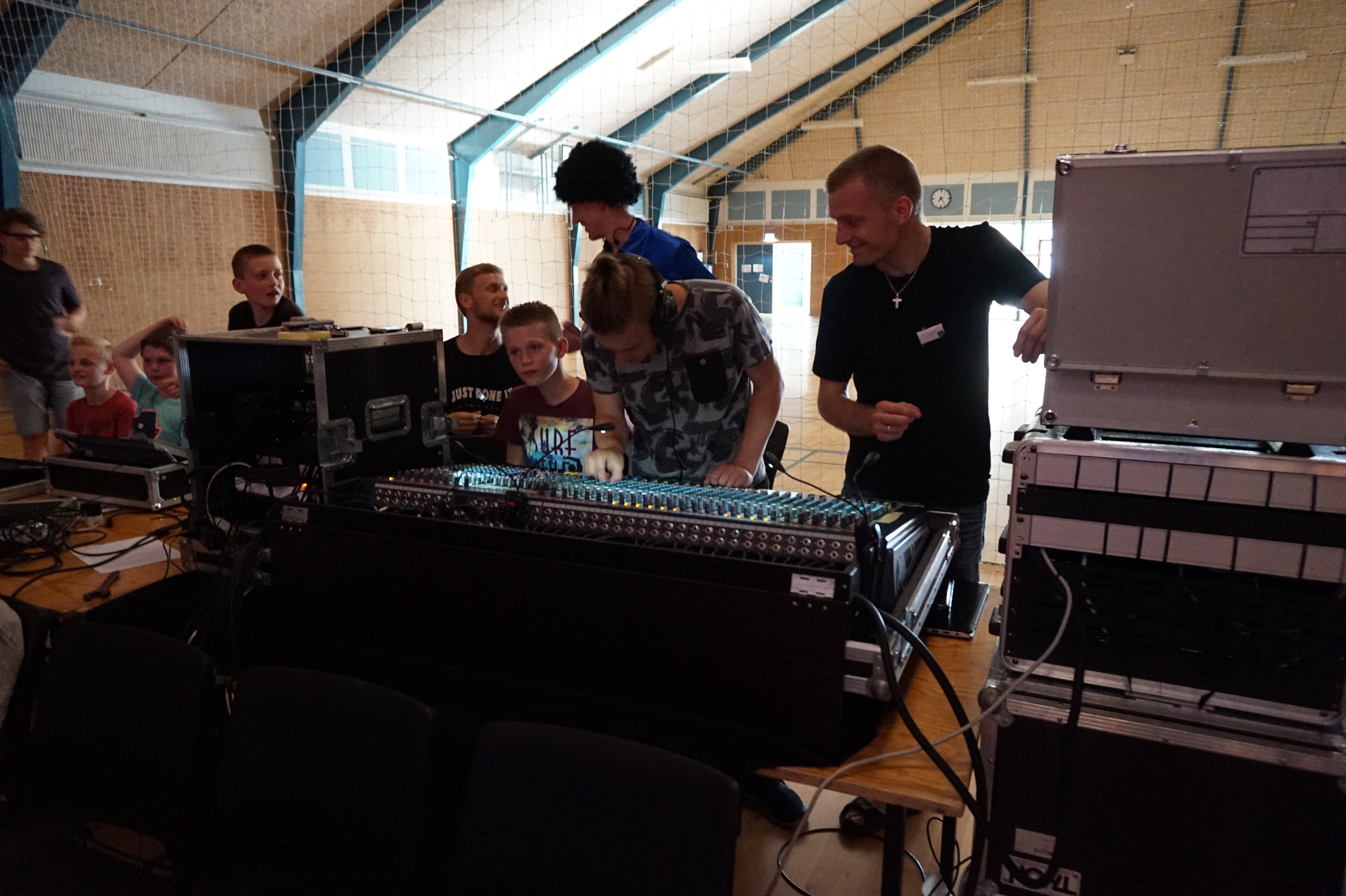 rig mand spidse bryster rig mand spidse bryster